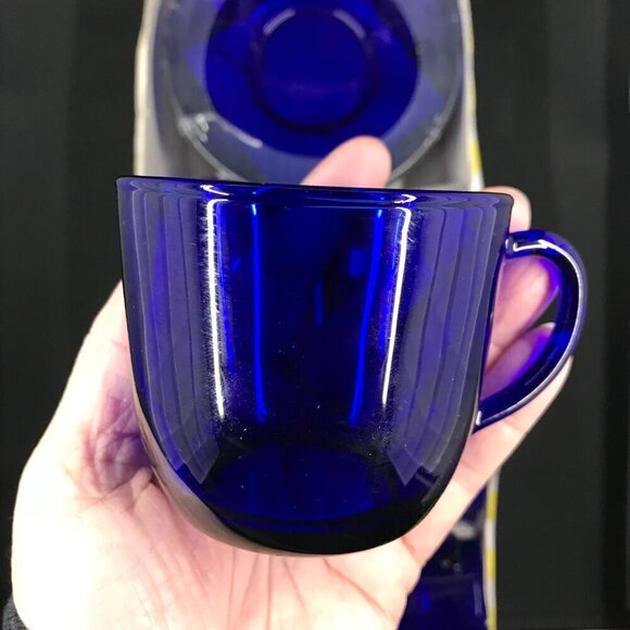 NEW Vintage VMC France set of 6 cups and saucers in box, cobalt blue glass - Picture 2 of 14